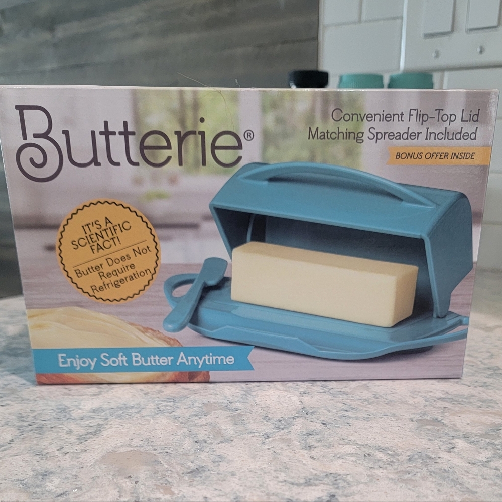 Butter Blue Butter Dish with Spreader